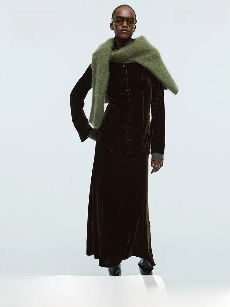 H&M Spring Women's Velvet irt Casual Sle Long Sve Button up Fit Polyester Blend Elastic Fiber Swans Design Premium Qua...
H&M Spring Women's Velvet irt Casual Sle Long Sve Button up Fit Polyester Blend Elastic Fiber Swans Design Premium Qua...