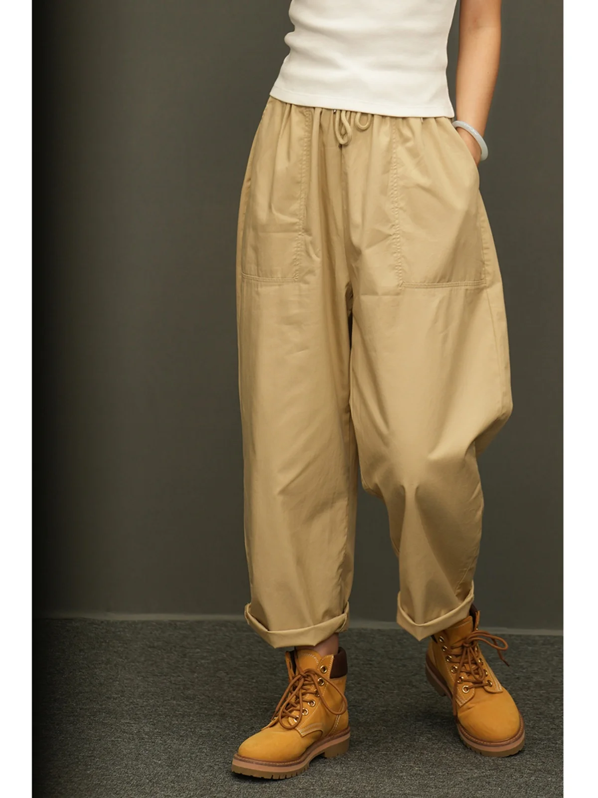 Летние мягкие тонкие женские хлопковые брюки-мокка свободного кроя с высокой талией, укороченные, в стиле гарем, повседневные брюки Lemon Mary
Летние мягкие тонкие женские хлопковые брюки-мокка свободного кроя с высокой талией, укороченные, в стиле гарем, повседневные брюки Lemon Mary