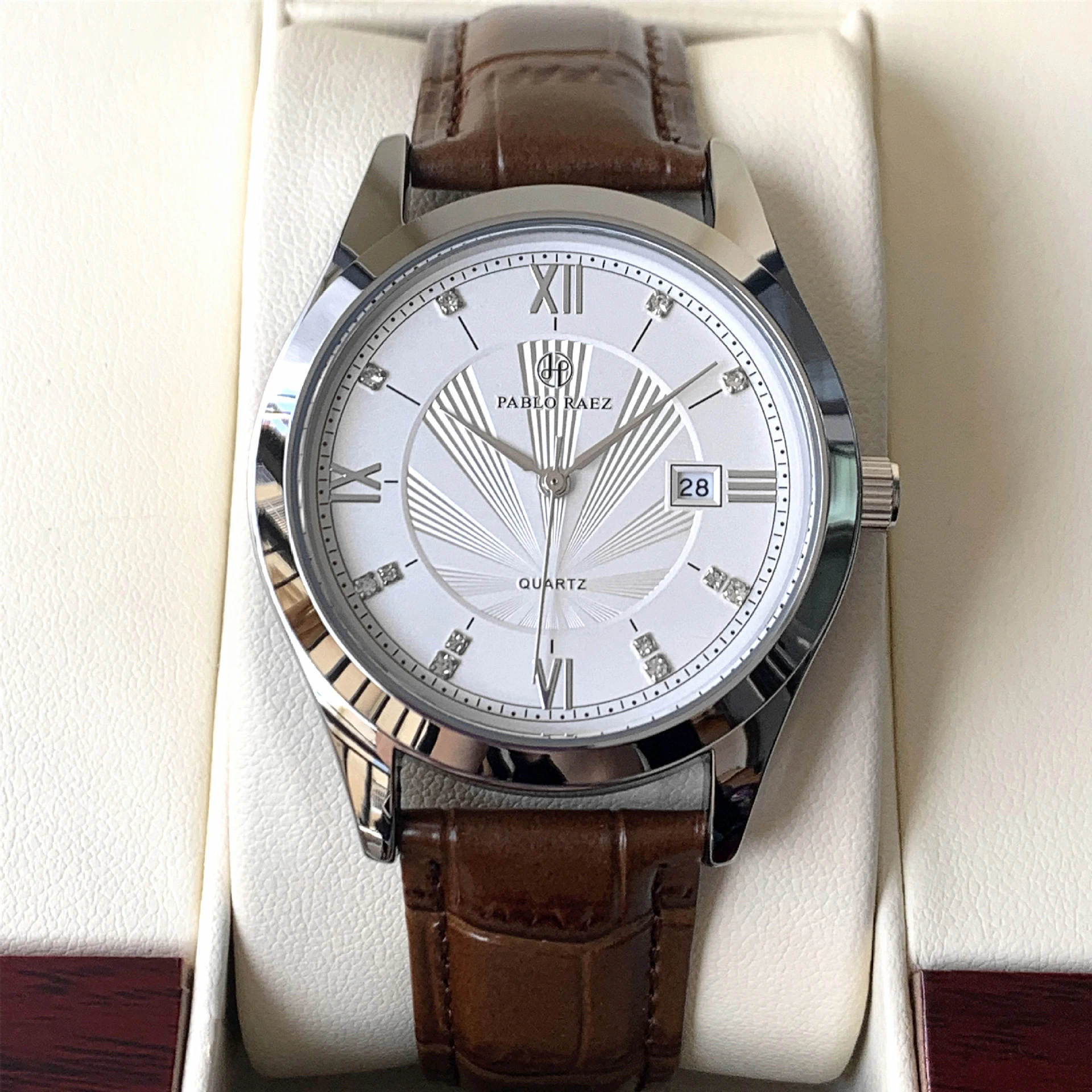 ZH110 Модные мужские часы, повседневные и простые часы с ремнем, темпераментные кварцевые часы, деловые часы, подарки, часы для мужчин
ZH110 Модные мужские часы, повседневные и простые часы с ремнем, темпераментные кварцевые часы, деловые часы, подарки, часы для мужчин