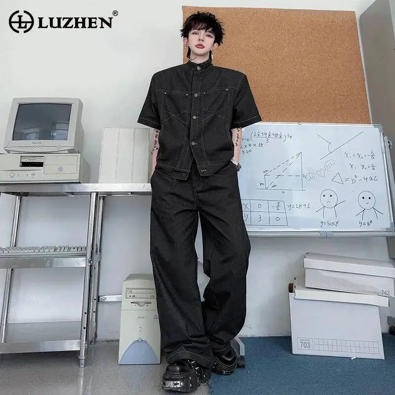 LUZHEN 2026 Summer Denim Two-piece Sets Men's Fashion Shoulder Pad Stripe Outline Short Sleeve Shirt Loose Straight Jeans JY6494
LUZHEN 2026 Summer Denim Two-piece Sets Men's Fashion Shoulder Pad Stripe Outline Short Sleeve Shirt Loose Straight Jeans JY6494