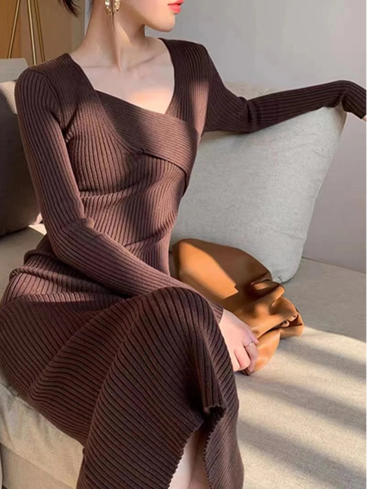 Soft Knitted Base Dress Women's Autumn Winter Coat Sweet Waist Cinching Elegant Lady Style Unique Dress Commute Korean Style
Soft Knitted Base Dress Women's Autumn Winter Coat Sweet Waist Cinching Elegant Lady Style Unique Dress Commute Korean Style