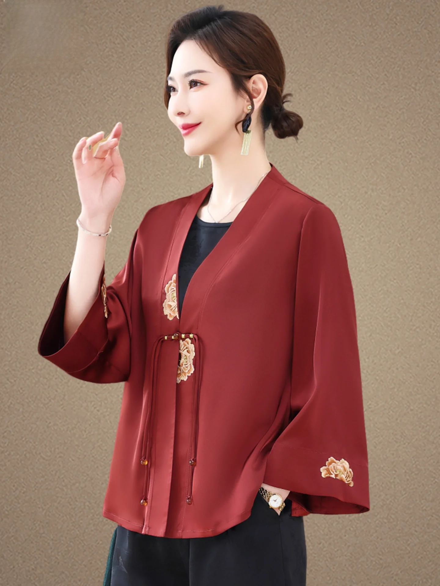 Romon Spring Collection Three-Piece Set Wedding Dress Large Size Top Two-Piece Set New Chinese Style Matron of Outfit
Romon Spring Collection Three-Piece Set Wedding Dress Large Size Top Two-Piece Set New Chinese Style Matron of Outfit