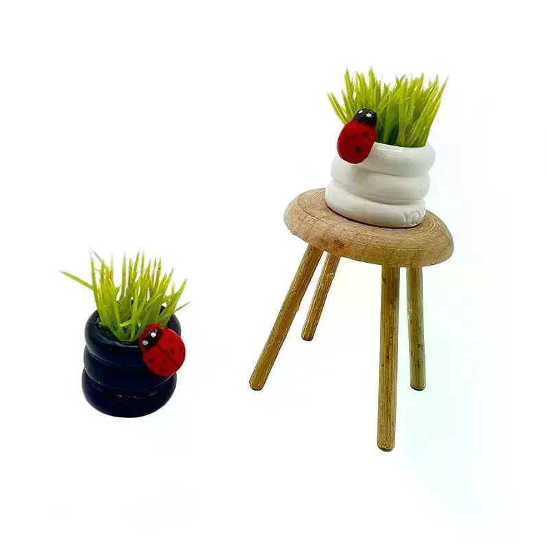Miniature Potted Plant Ornament With Ladybug 1/12 Dollhouse Plant Potted Model Dollhouse Micro Scene Landscape Decor Photo Props
Miniature Potted Plant Ornament With Ladybug 1/12 Dollhouse Plant Potted Model Dollhouse Micro Scene Landscape Decor Photo Props