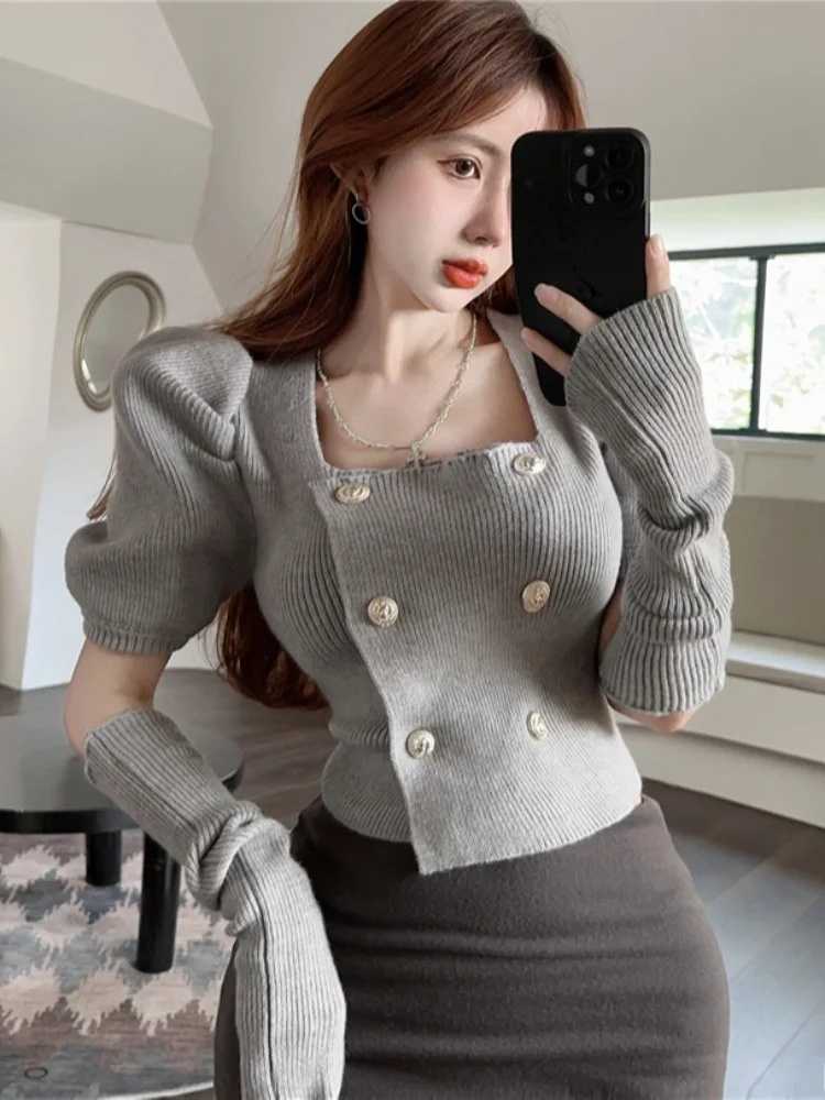 Premium Knitted Bubble Sleeve Short Sweater Square Collar Double Button Detachable Sleeve Design Korean Style Long Sleeve Swe...
Premium Knitted Bubble Sleeve Short Sweater Square Collar Double Button Detachable Sleeve Design Korean Style Long Sleeve Swe...