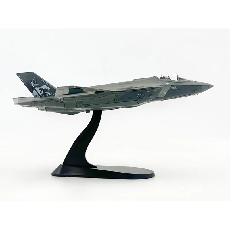 WLTK Литой под давлением масштаб 1/72 F35 F-35 Истребитель Финский ВВС Окрашенный сплав Имитация Истребитель Модель реактивного самолета Орнамент