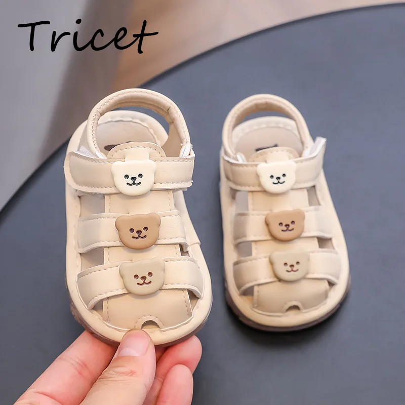 Summer Cartoon Baby Boys Girls Sandals 2025 Bear PU Protect Toe Sandals For Kids Anti Slip Soft Sole Children Beach Shoes
Summer Cartoon Baby Boys Girls Sandals 2025 Bear PU Protect Toe Sandals For Kids Anti Slip Soft Sole Children Beach Shoes