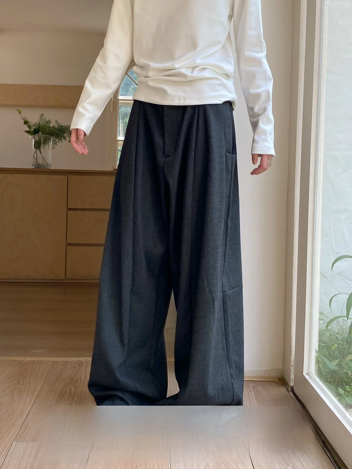 Casual Men's And Women's Wide Leg Suit Pants Never Ironed Vintage Money Sle Long Dra Straight Cut Commute Friendly
Casual Men's And Women's Wide Leg Suit Pants Never Ironed Vintage Money Sle Long Dra Straight Cut Commute Friendly