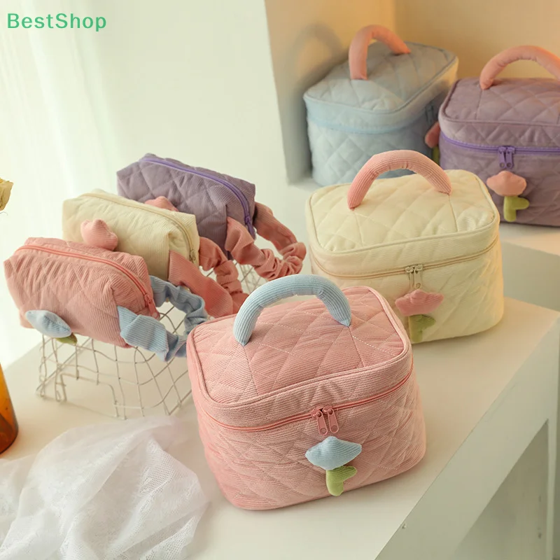 Женский органайзер для макияжа большой емкости, портативная сумка для хранения с рисунком цветка тюльпана, идеально подходит для путешествий
Женский органайзер для макияжа большой емкости, портативная сумка для хранения с рисунком цветка тюльпана, идеально подходит для путешествий