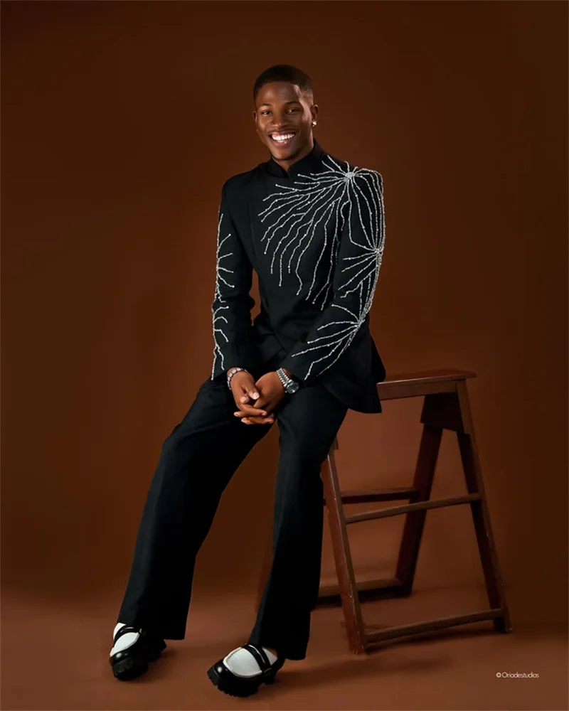 Black Luxury Men Suit Set 2 Pcs Crystals Blazer+Pants Trousers Cotton Formal Office Coat Wedding Tuxedo Customized Jacket Outfit
Black Luxury Men Suit Set 2 Pcs Crystals Blazer+Pants Trousers Cotton Formal Office Coat Wedding Tuxedo Customized Jacket Outfit