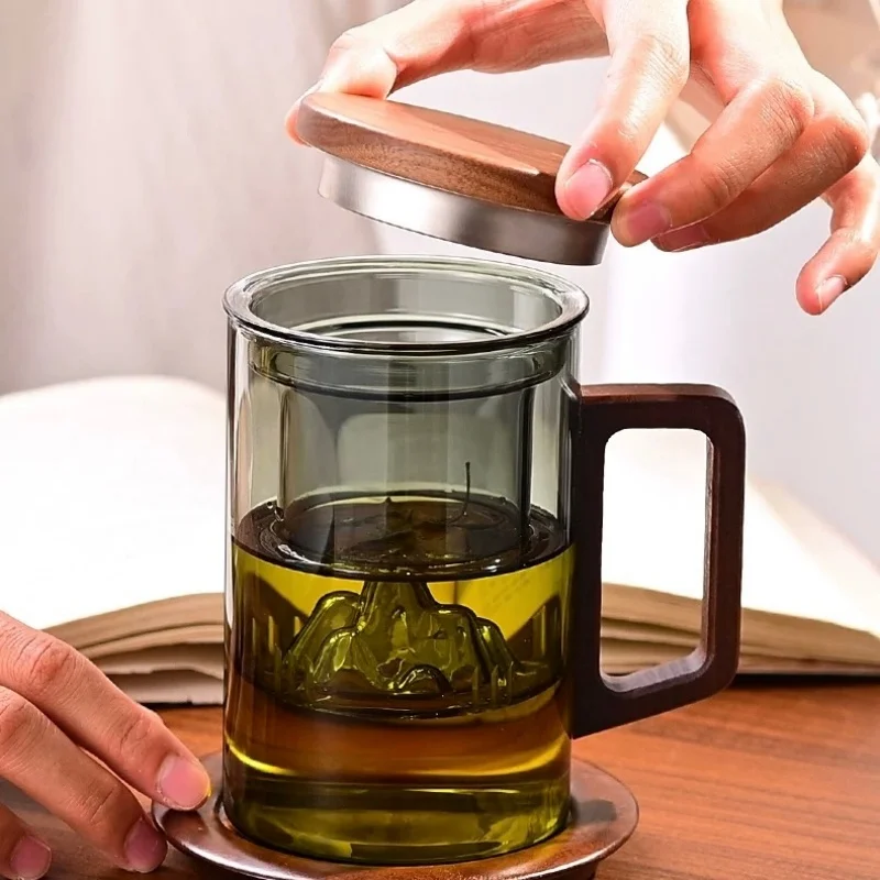 Термостойкая чайная чашка из боросиликатного стекла с деревянной крышкой, 500 мл
Термостойкая чайная чашка из боросиликатного стекла с деревянной крышкой, 500 мл