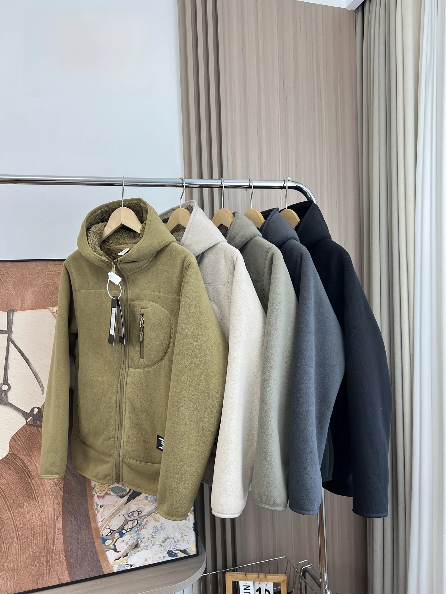 Тэнь 800г! Фек + Мех ягненка! Зимняя мужская куртка с капюшоном на подкладке Fce, теплая верхняя одежда, длинное пальто на молнии све
Тэнь 800г! Фек + Мех ягненка! Зимняя мужская куртка с капюшоном на подкладке Fce, теплая верхняя одежда, длинное пальто на молнии све