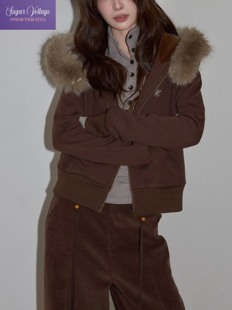 American Retro Brown Fur Collar Jacket Women 2025 Vintage Casual Short Coat Warm Slim Fit Hooded Outerwear Autumn Winter Fashion
American Retro Brown Fur Collar Jacket Women 2025 Vintage Casual Short Coat Warm Slim Fit Hooded Outerwear Autumn Winter Fashion