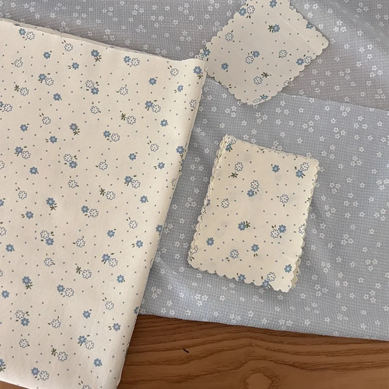 148cm*50cm Cotton Fabric Blue White Floral Fabric Suitable For Dresses Pajamas DIY Fabric
148cm*50cm Cotton Fabric Blue White Floral Fabric Suitable For Dresses Pajamas DIY Fabric