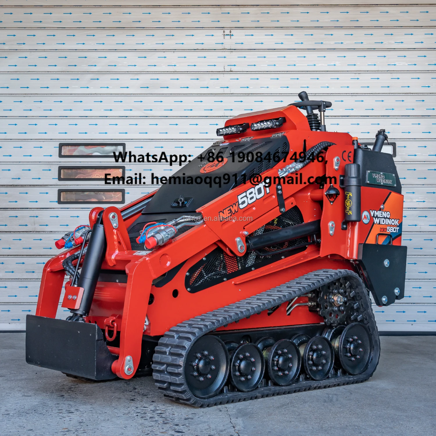 Skid steer mini loader with diesel engine and multi-function hydraulic system
Skid steer mini loader with diesel engine and multi-function hydraulic system