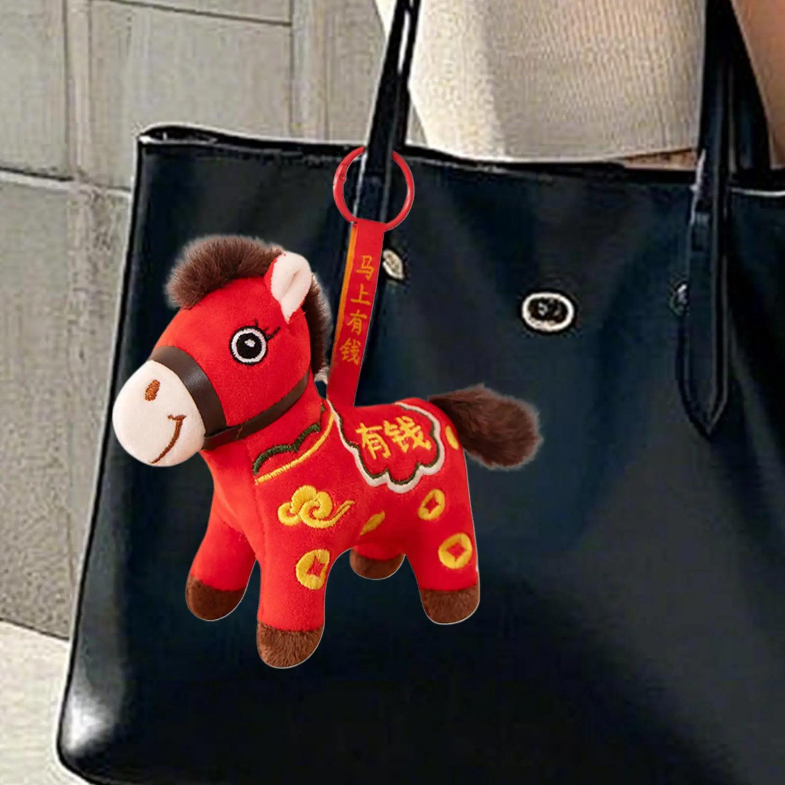 2026 Новый год, китайская зодиака, лошадь, мягкие игрушки, кулон, традиционный весенний фестиваль, талисман, милая плюшевая кукла, праздничный подарок
2026 Новый год, китайская зодиака, лошадь, мягкие игрушки, кулон, традиционный весенний фестиваль, талисман, милая плюшевая кукла, праздничный подарок