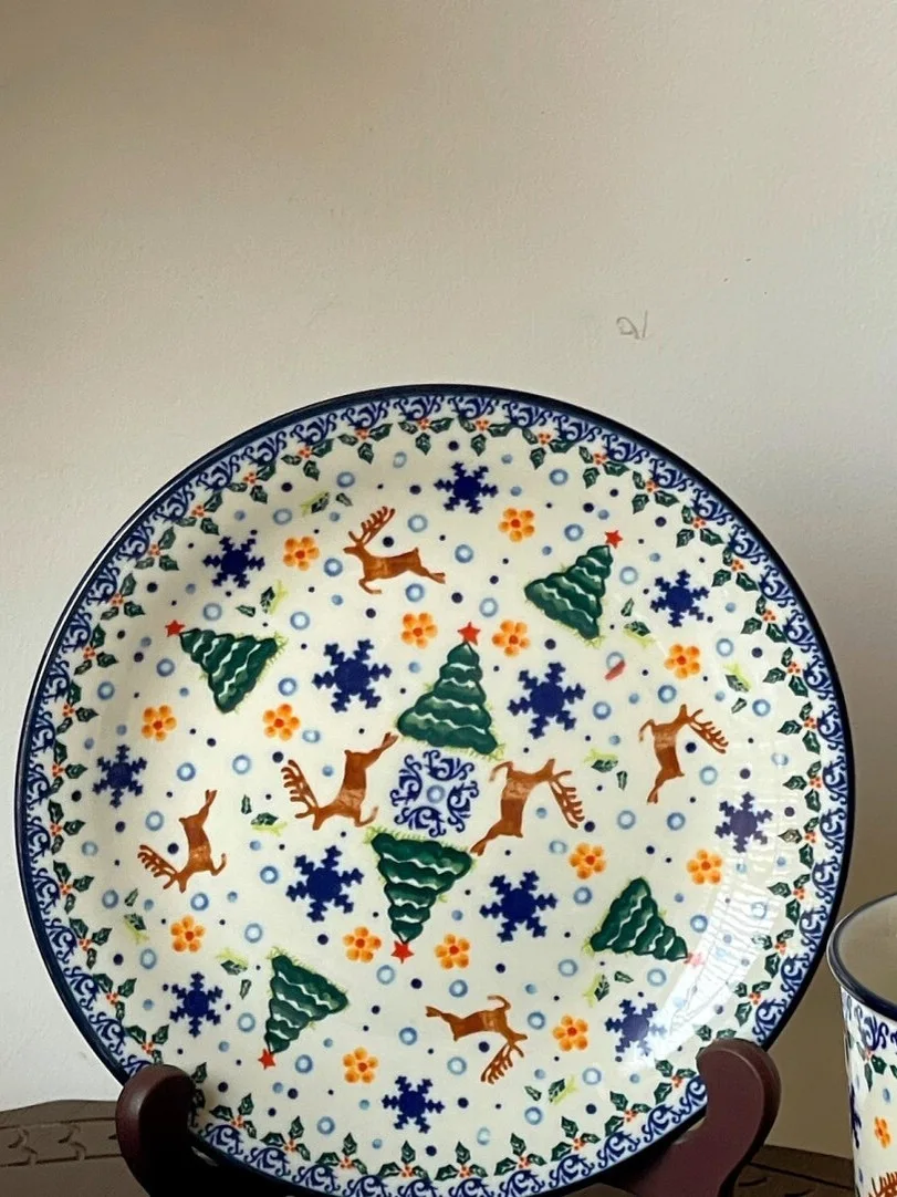 High Temperature Ceramic American Style Bowl Plate Set Luxury Sensation Retro Dining Utensils Moving New Home Single Piece
High Temperature Ceramic American Style Bowl Plate Set Luxury Sensation Retro Dining Utensils Moving New Home Single Piece