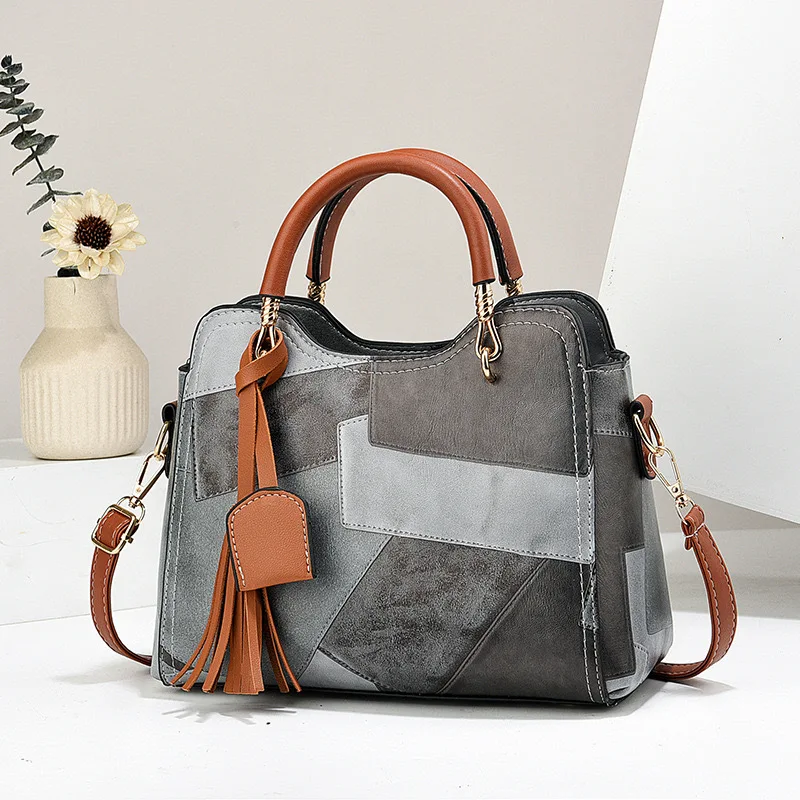 2025 New Women Shoulder Bags Ladies Casual Travel Commuting Purse High Quality PU Leather Crossbody Bag Messenger Sac A Main
2025 New Women Shoulder Bags Ladies Casual Travel Commuting Purse High Quality PU Leather Crossbody Bag Messenger Sac A Main