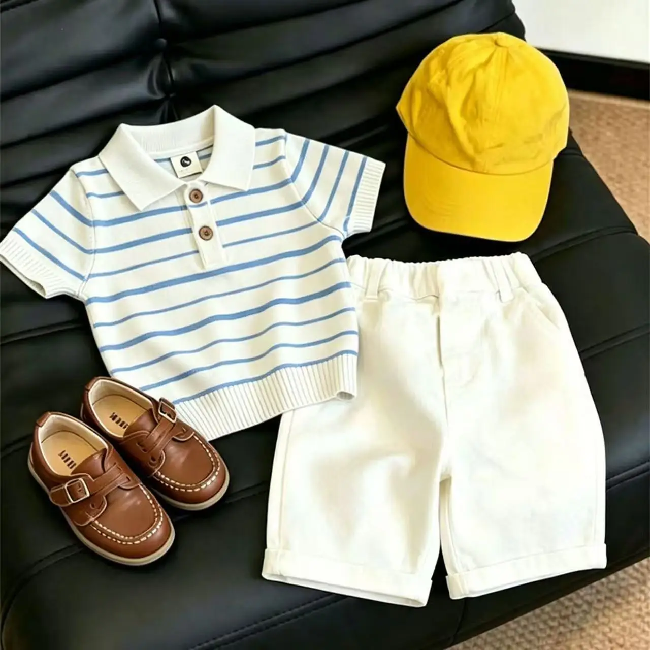 Boys' Summe Set 2026 New Children's Striped Polo Neck Short Sleeve Knitted Shirt+Casual Shorts 2-piece Set
Boys' Summe Set 2026 New Children's Striped Polo Neck Short Sleeve Knitted Shirt+Casual Shorts 2-piece Set