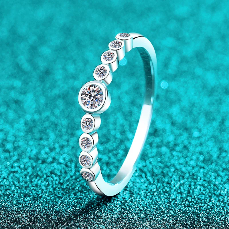 Elegant PT950 Platinum All Moissanite Rings for Women, Simple and Exquisite Bubble-Set Diamond Ring, Everyday Versatile Jewelry
Elegant PT950 Platinum All Moissanite Rings for Women, Simple and Exquisite Bubble-Set Diamond Ring, Everyday Versatile Jewelry