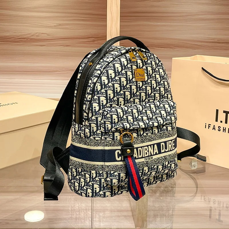 Classic Luxury Diaper Bag For Women Designer Crossbody Bag Elegant Leather Handbag Minimalist Vintage Large Capacity Tote
Classic Luxury Diaper Bag For Women Designer Crossbody Bag Elegant Leather Handbag Minimalist Vintage Large Capacity Tote