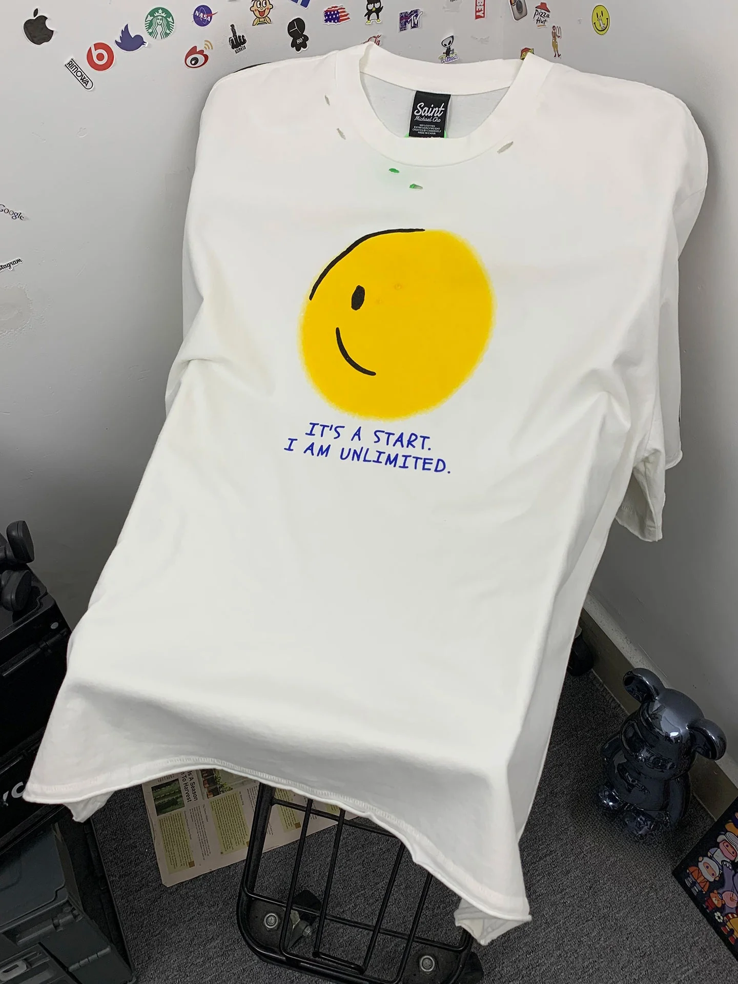 Street Casual Half Smiling Face Print Washed Loose Short Sleeve T-Shirt Unisex Breathable Cotton Summer Fashion T-Shirt
Street Casual Half Smiling Face Print Washed Loose Short Sleeve T-Shirt Unisex Breathable Cotton Summer Fashion T-Shirt