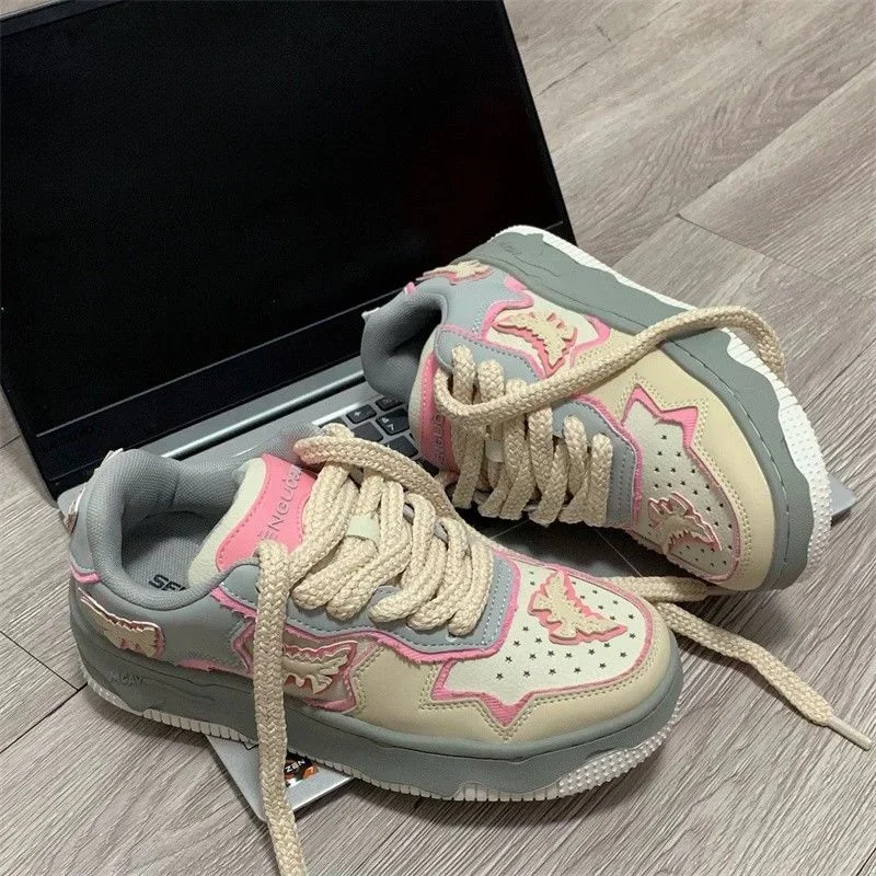 Butterfly Platform Sneakers Casual Women's Sports Shoes Korean Vintage Vulcanize Kawaii Tennis Female Flats Harajuku Footwear
Butterfly Platform Sneakers Casual Women's Sports Shoes Korean Vintage Vulcanize Kawaii Tennis Female Flats Harajuku Footwear