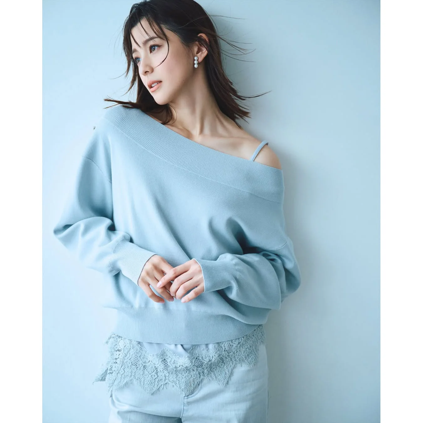 Matte Gloss Lace Patchwork Asymmetrical Hem Satin Strap Vest Multiway Style Women's Fashion Outerwear Polyester Fiber
Matte Gloss Lace Patchwork Asymmetrical Hem Satin Strap Vest Multiway Style Women's Fashion Outerwear Polyester Fiber