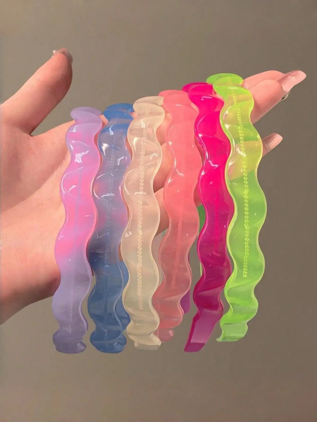 5pcs Candy Color Acrylic Wavy Headbands, Non-Slip Teeth Hairbands, Minimalist Hair Accessories For Daily Use
5pcs Candy Color Acrylic Wavy Headbands, Non-Slip Teeth Hairbands, Minimalist Hair Accessories For Daily Use