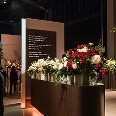 Mn82S 1/16 remote control off-road RC model climbing car non-destructive modification front bumper with remote control fog light
Mn82S 1/16 remote control off-road RC model climbing car non-destructive modification front bumper with remote control fog light