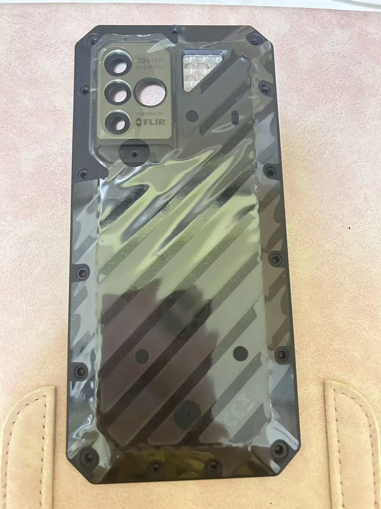 Новая крышка аккумуляторного отсека (100% новая) для Ulefone Power Armor 19T, задняя крышка корпуса с основной и дополнительной камерами, с клейкой лентой
Новая крышка аккумуляторного отсека (100% новая) для Ulefone Power Armor 19T, задняя крышка корпуса с основной и дополнительной камерами, с клейкой лентой