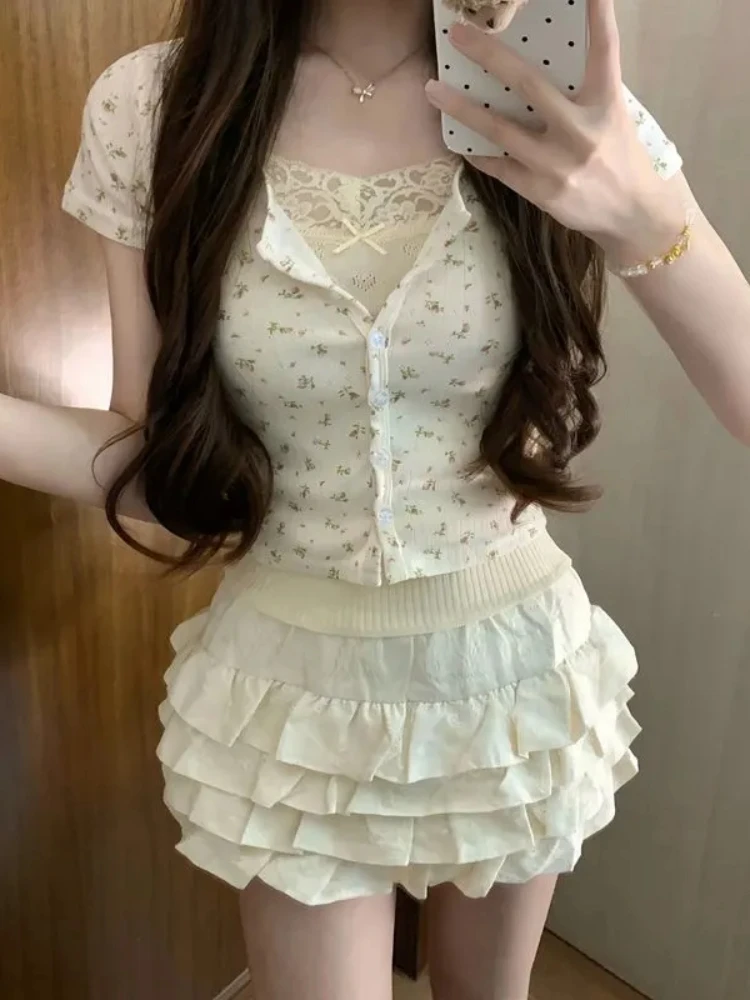 Spring Japanese Sweet Fit Chic 3 Piece Set Women Lace Vest + Slim Cardigan + Mini Cake Skirt New Fashion Print Y2k Harajuku Suit
Spring Japanese Sweet Fit Chic 3 Piece Set Women Lace Vest + Slim Cardigan + Mini Cake Skirt New Fashion Print Y2k Harajuku Suit