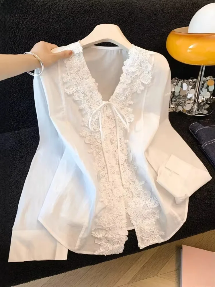 Temperament Ladies Tops Sweet Lace Flower Embroidery Chic Blouses Women Clothing V-neck Single Breasted Bandage Korean Shirts
Temperament Ladies Tops Sweet Lace Flower Embroidery Chic Blouses Women Clothing V-neck Single Breasted Bandage Korean Shirts