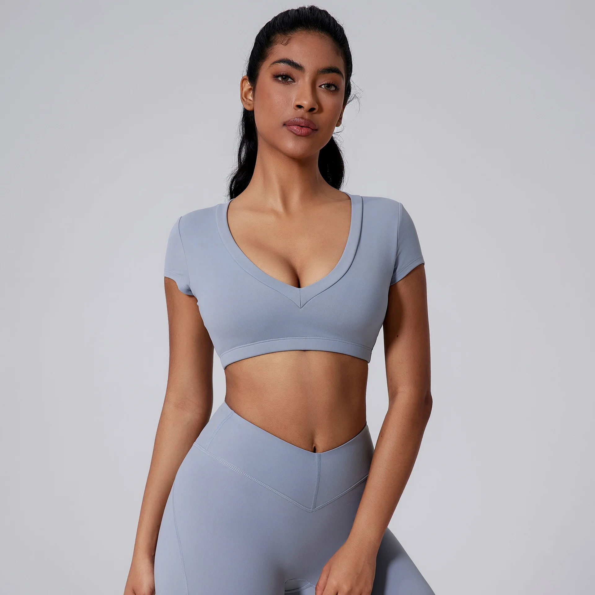 Women’s V-Neck Short Sleeve Yoga Top with Chest Pad Hollow Back Quick Dry Summer Gym T-Shirt Breathable Pilates Training Tee
Women’s V-Neck Short Sleeve Yoga Top with Chest Pad Hollow Back Quick Dry Summer Gym T-Shirt Breathable Pilates Training Tee