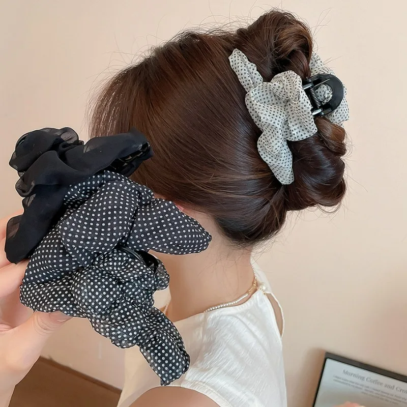 Vintage Lazy Wind Polka Dot Hairpin Catch Clip Shark Clip Premium Folds Disc Hair High Ponytail Hair Accessories
Vintage Lazy Wind Polka Dot Hairpin Catch Clip Shark Clip Premium Folds Disc Hair High Ponytail Hair Accessories