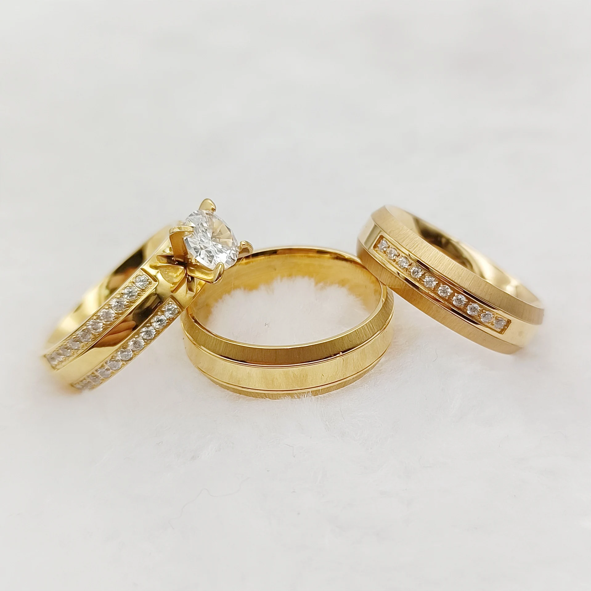 Modern Lovers Unique 3pcs Bridal Promise Wedding Engagement Rings Sets For Couples 24k Gold Plated Alliance Cz Diamond Ring
Modern Lovers Unique 3pcs Bridal Promise Wedding Engagement Rings Sets For Couples 24k Gold Plated Alliance Cz Diamond Ring