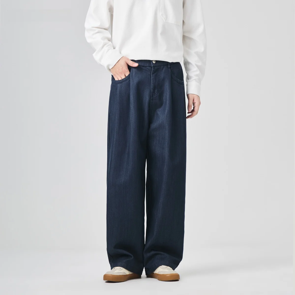 Loose Men's Casual Pants Wide Leg Autumn Winter High Waist Trousers White Long Pants Comfortable Straight Leg Fashionable
Loose Men's Casual Pants Wide Leg Autumn Winter High Waist Trousers White Long Pants Comfortable Straight Leg Fashionable