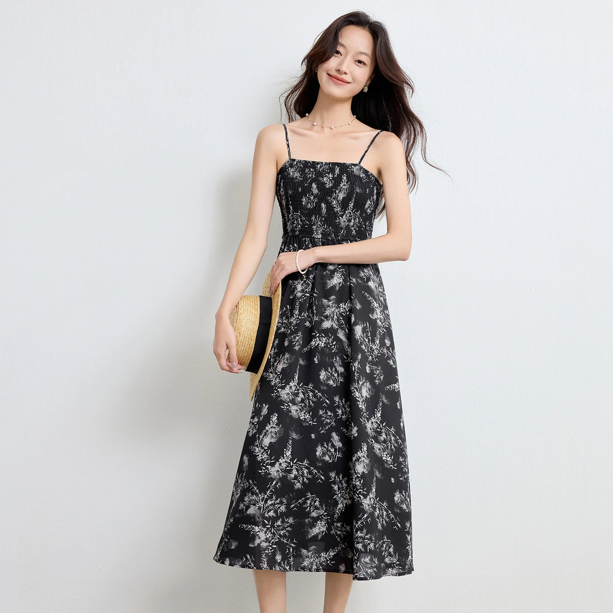 SENTUBILA Women Bamboo Leaf Print Cami Dress 2026 Summer New Elegant High Waist A Line Sleeveless Chiffon Midi Dress Q52LD2671
SENTUBILA Women Bamboo Leaf Print Cami Dress 2026 Summer New Elegant High Waist A Line Sleeveless Chiffon Midi Dress Q52LD2671