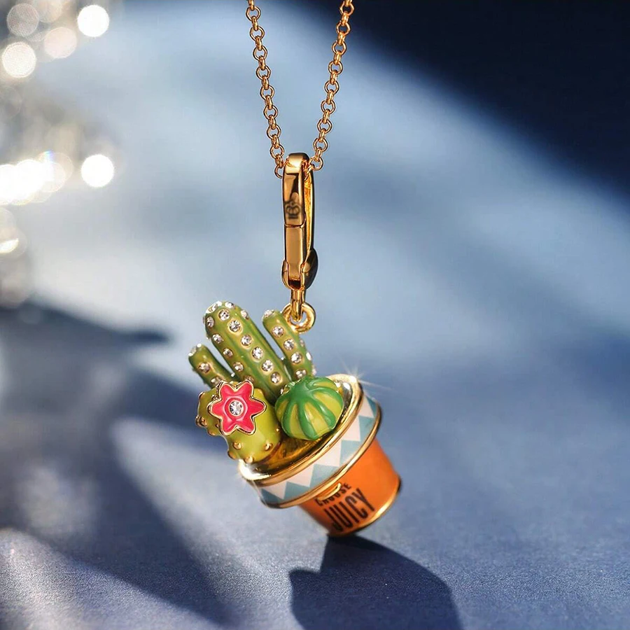 1Pc Fashion Openable Cactus Flowerpot Pendant Necklace for Women Keychain Pendant Cool Niche Party Jewelry Valentine's Day Gift
1Pc Fashion Openable Cactus Flowerpot Pendant Necklace for Women Keychain Pendant Cool Niche Party Jewelry Valentine's Day Gift