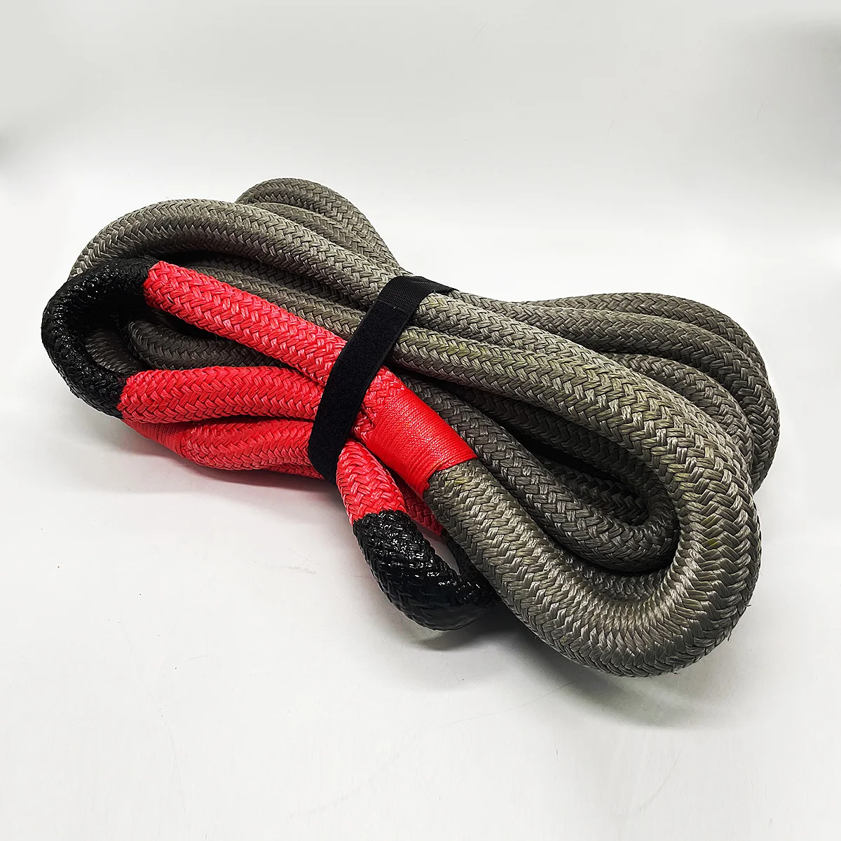 Heavy Strength 25tons 32mm 9m Car Kinetic Vehicle Nylon Double Braided Recovery Towing Rope
Heavy Strength 25tons 32mm 9m Car Kinetic Vehicle Nylon Double Braided Recovery Towing Rope