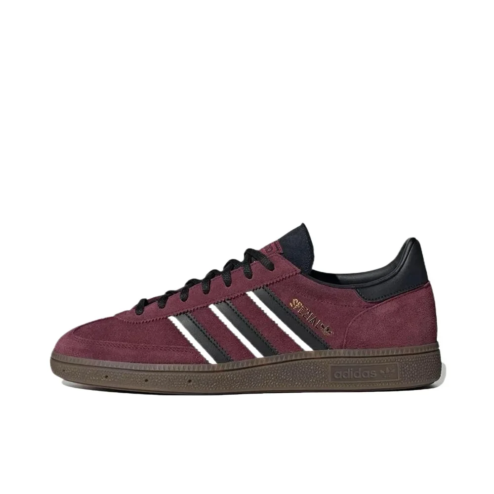 Adidas Handball Spezial для женщин и мужчин, красные и черные легкие нескользящие немецкие тренировочные туфли в стиле ретро с низким берцем IG6184
Adidas Handball Spezial для женщин и мужчин, красные и черные легкие нескользящие немецкие тренировочные туфли в стиле ретро с низким берцем IG6184