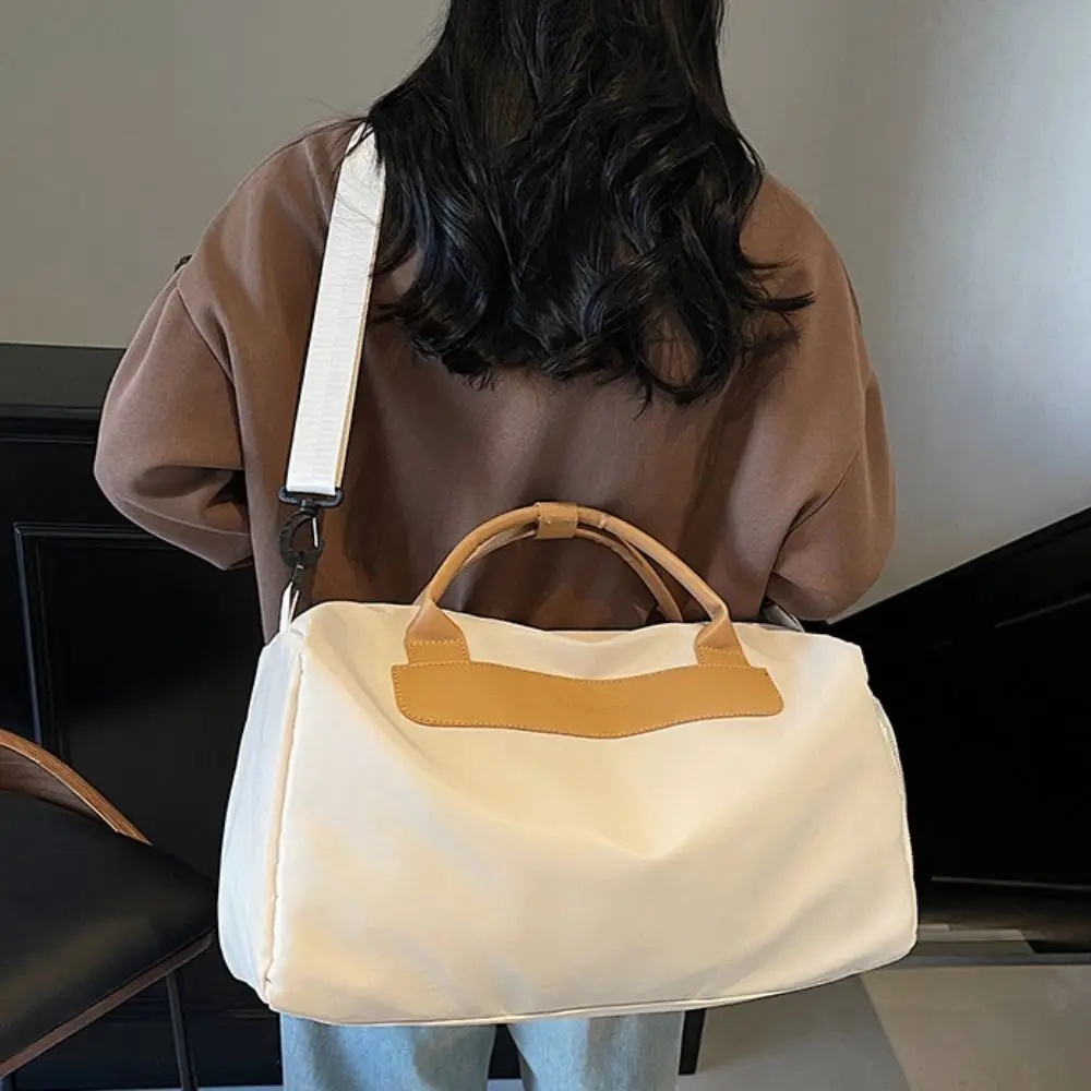Fashion Dry Wet Separation Shoulder Bag Large-capacity Hand Luggage Crossbody Bag Oxford Swimming Handbag Fitness
Fashion Dry Wet Separation Shoulder Bag Large-capacity Hand Luggage Crossbody Bag Oxford Swimming Handbag Fitness