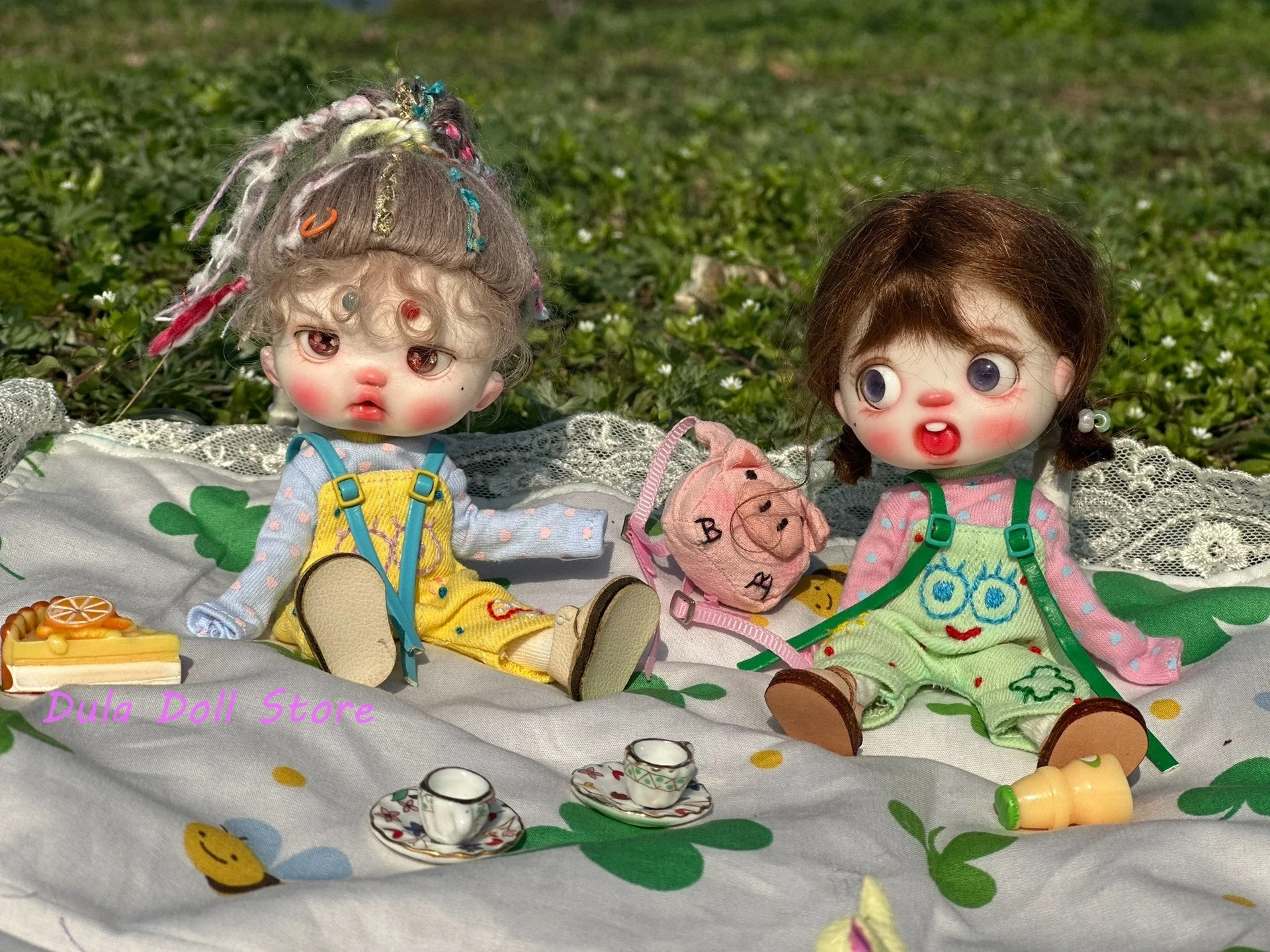 Одежда для куклы Dula, платье желто-зеленого цвета, брюки-комбинезон, милый детский костюм для Ob11 gsc, аксессуары для кукол
Одежда для куклы Dula, платье желто-зеленого цвета, брюки-комбинезон, милый детский костюм для Ob11 gsc, аксессуары для кукол