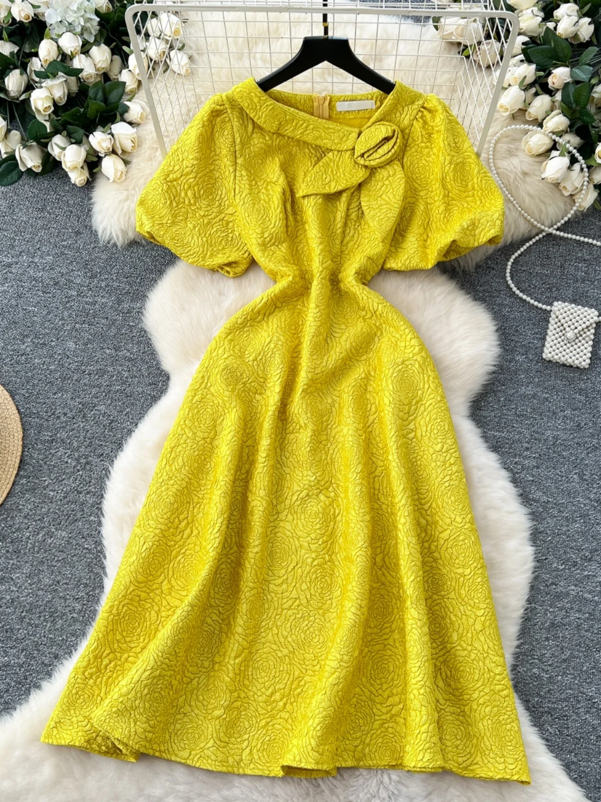 Elegant Fashionable Embroidered Heavy Work Waist Cinched Lantern Sleeve Asymmetrical Collar Dress for Party And Wedding
Elegant Fashionable Embroidered Heavy Work Waist Cinched Lantern Sleeve Asymmetrical Collar Dress for Party And Wedding