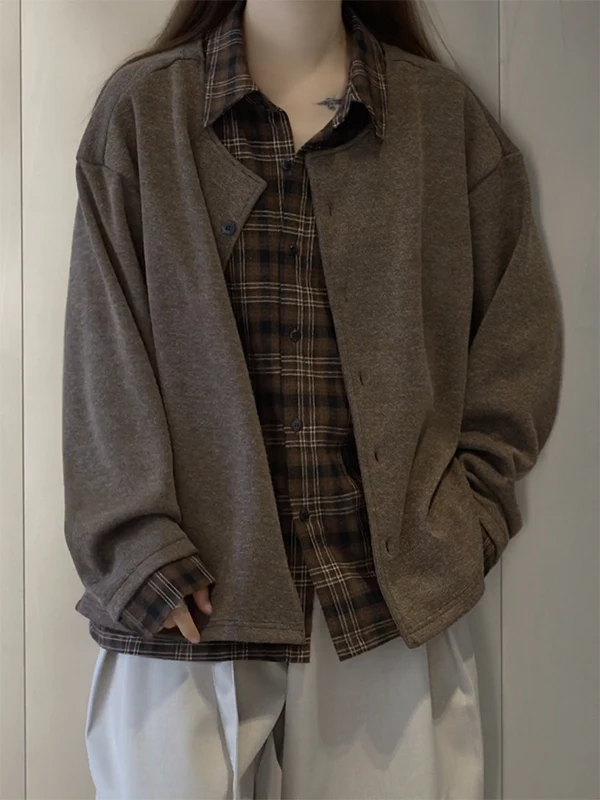 Fall Winter Plaid Patchwork Fake Two-Piece Open Cardigan Sweater Casual American Retro Men's Jaet Coat Trendy Polyester Fiber
Fall Winter Plaid Patchwork Fake Two-Piece Open Cardigan Sweater Casual American Retro Men's Jaet Coat Trendy Polyester Fiber