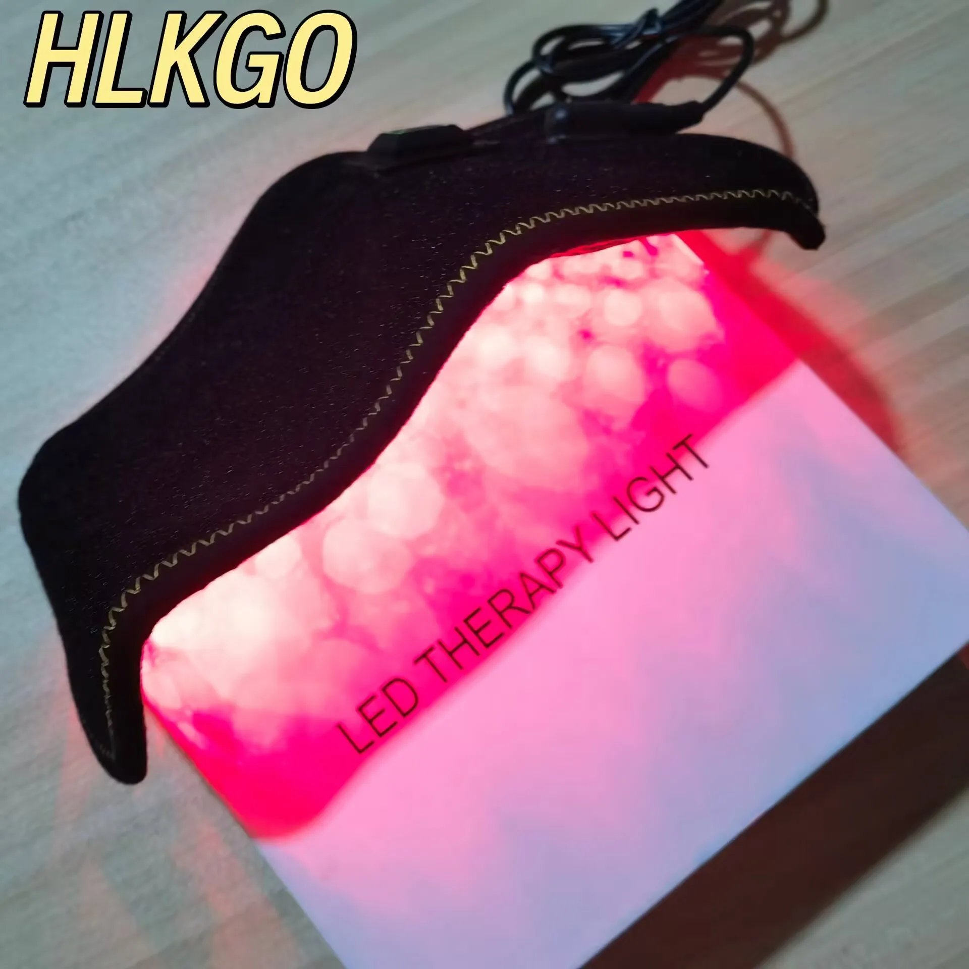 Therapeutic Red Light Hand Mitten - 660nm & 850nm LED for Pain Relief & Circulation
Therapeutic Red Light Hand Mitten - 660nm & 850nm LED for Pain Relief & Circulation