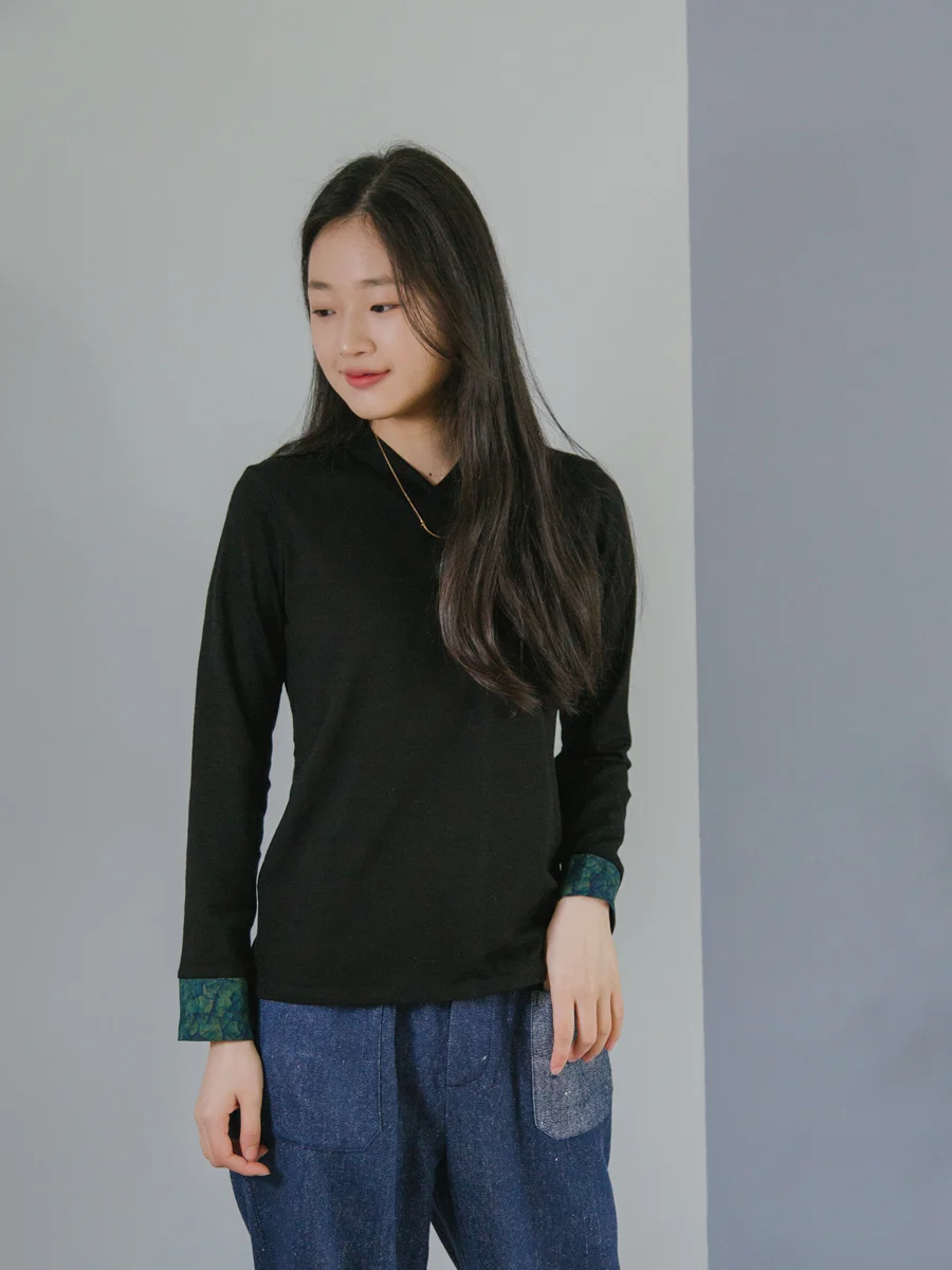 Оригинальный шерстяной вязаный свитер из тонкой шерсти и шелка сянюнь, с элементами пэчворка, базовый слой, для повседневной носки, женский, модный.
Оригинальный шерстяной вязаный свитер из тонкой шерсти и шелка сянюнь, с элементами пэчворка, базовый слой, для повседневной носки, женский, модный.