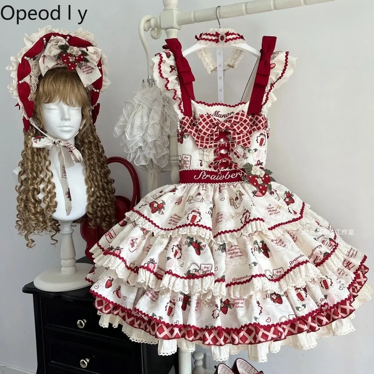 Lolita Strawberry Print Suspender Cake Dress Women's Summer New Cute Princess Style Super Fairy Strawberry Jsk/sp Dress
Lolita Strawberry Print Suspender Cake Dress Women's Summer New Cute Princess Style Super Fairy Strawberry Jsk/sp Dress