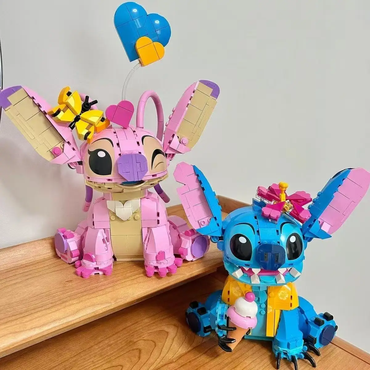 Новые конструкторы Stitch Angel CP 2025 – крупные детали, игрушки-персонажи с подвижными ушками, подарок для мальчиков и девочек на день рождения
Новые конструкторы Stitch Angel CP 2025 – крупные детали, игрушки-персонажи с подвижными ушками, подарок для мальчиков и девочек на день рождения