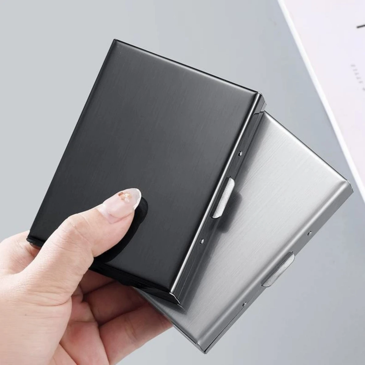 Slim RFID Blocking Credit Card Holder Stainless Steel Metal Wallet for Business Cards And ID Cards - Compact Credit Card Case
Slim RFID Blocking Credit Card Holder Stainless Steel Metal Wallet for Business Cards And ID Cards - Compact Credit Card Case