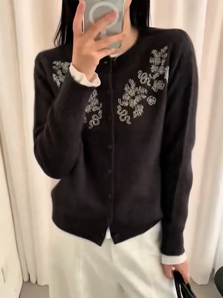 Ретро-кардиган с вышивкой, круглым вырезом, вязаный, на осень-зиму, новый, больших размеров, универсальный женский топ
Ретро-кардиган с вышивкой, круглым вырезом, вязаный, на осень-зиму, новый, больших размеров, универсальный женский топ